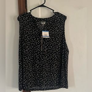 Anne Klein sleeveless knit top. 1x. NWT